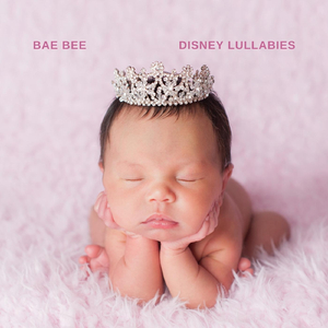 老挝裸休美女撒尿露脸视频
