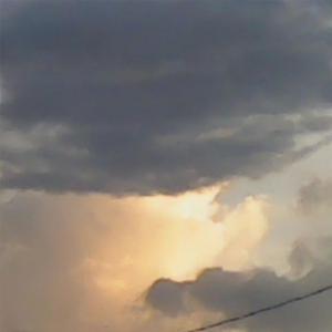 老挝裸休美女撒尿露脸视频
